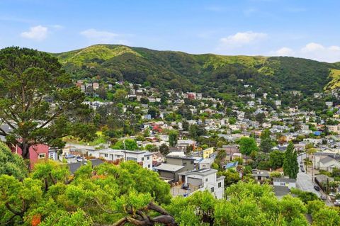 Photo of 50 Tulare Street, Brisbane, CA 94005 (MLS # ML82042635)