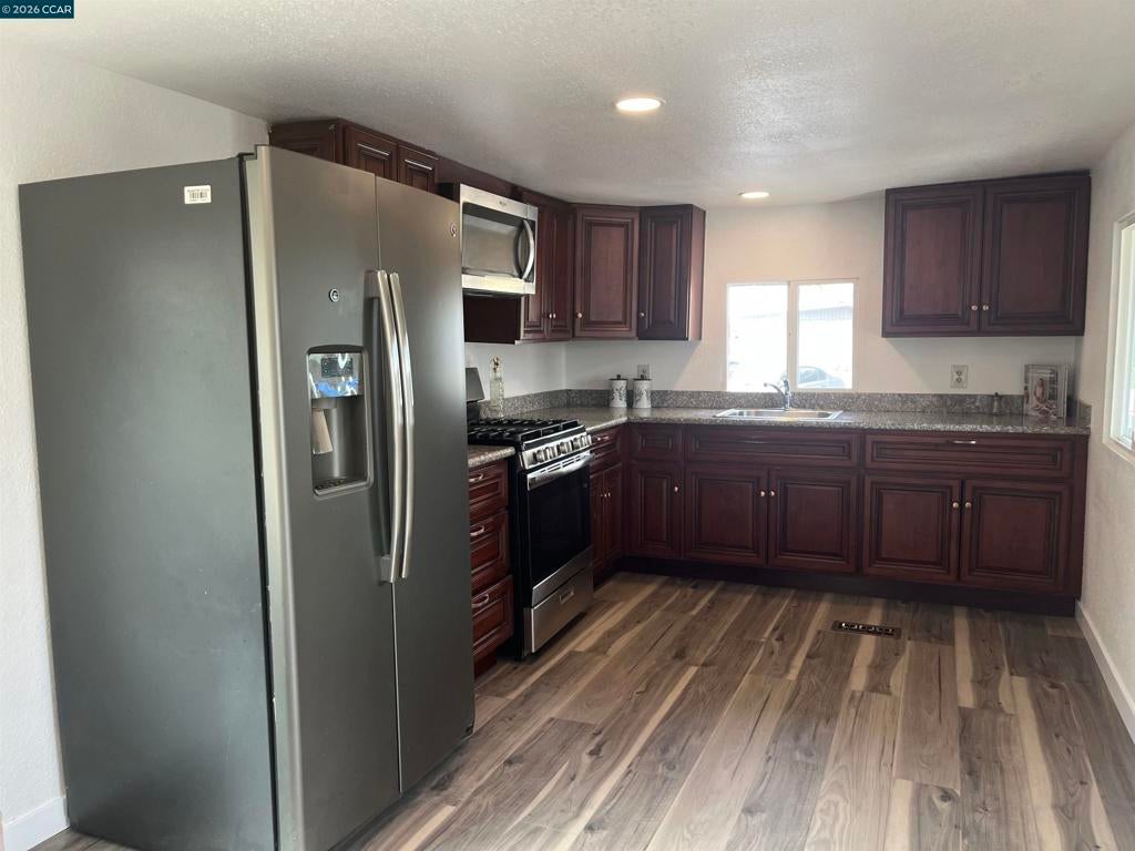 75 E Bolton Rd