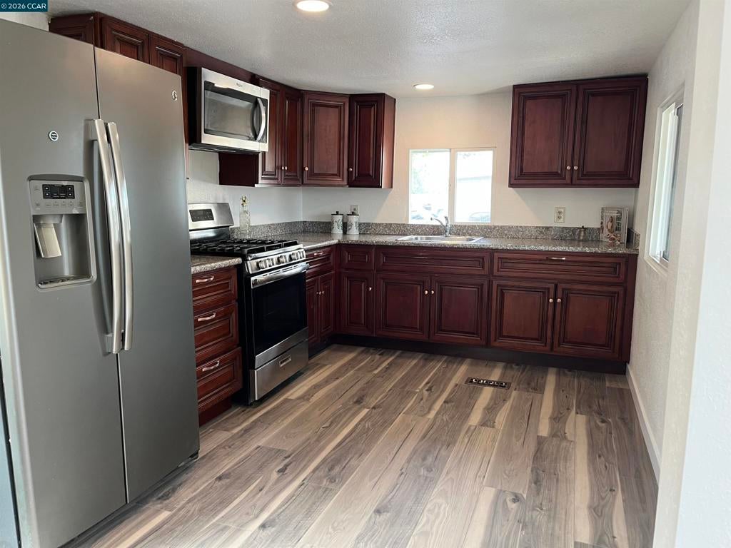 75 E Bolton Rd
