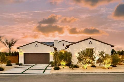 Photo of 81934 Vida Bella Drive, La Quinta, CA 92253 (MLS # 219142361DA)