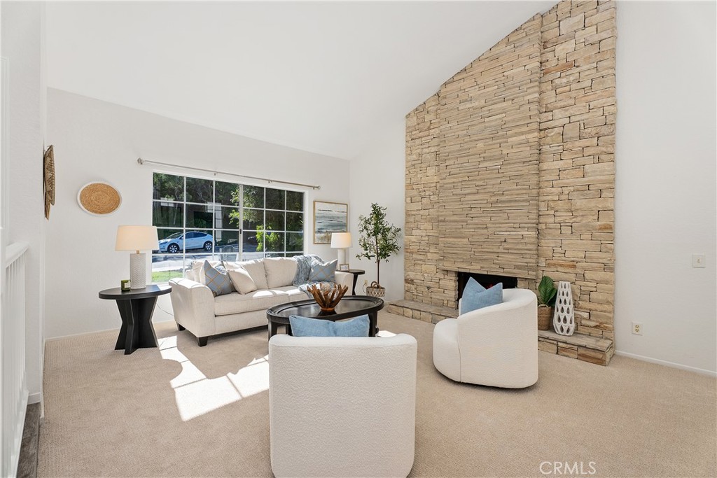 3122 Calle Grande Vista