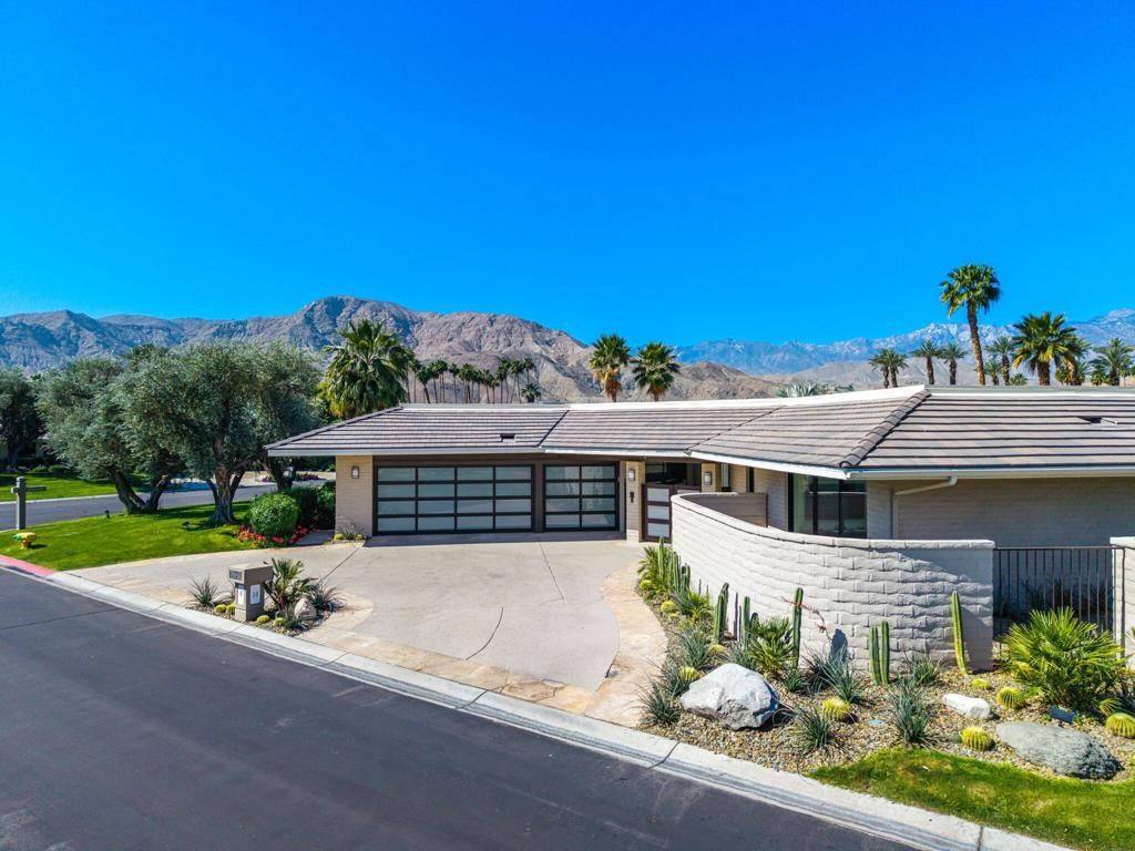Photo of 14 Creekside Drive, Rancho Mirage, CA 92270 (MLS # 219144823DA)