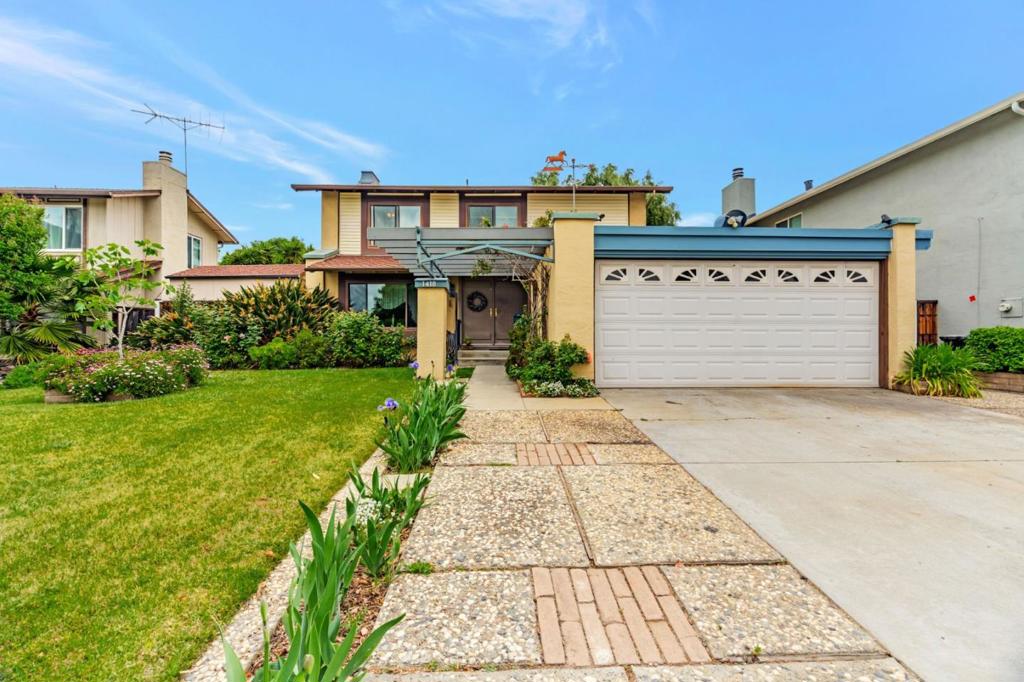 1418 Goldenlake Road