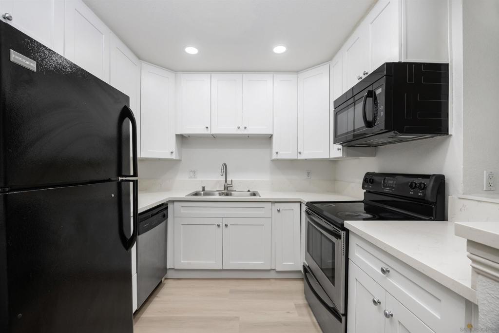 10006 Maya Linda Rd 5105