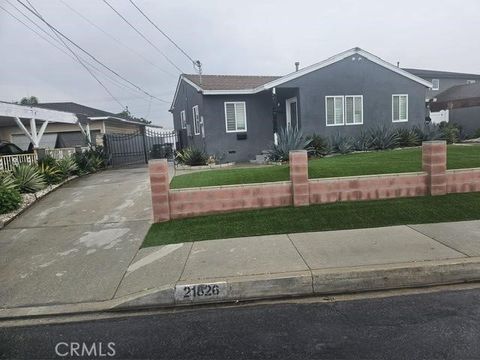 21826 Ravenna Carson CA 90745