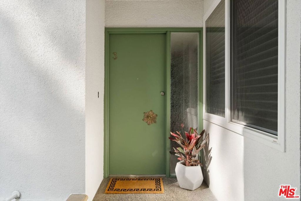 Photo of 720 S Orange Grove Boulevard #3A, Pasadena, CA 91105 (MLS # 26667349)