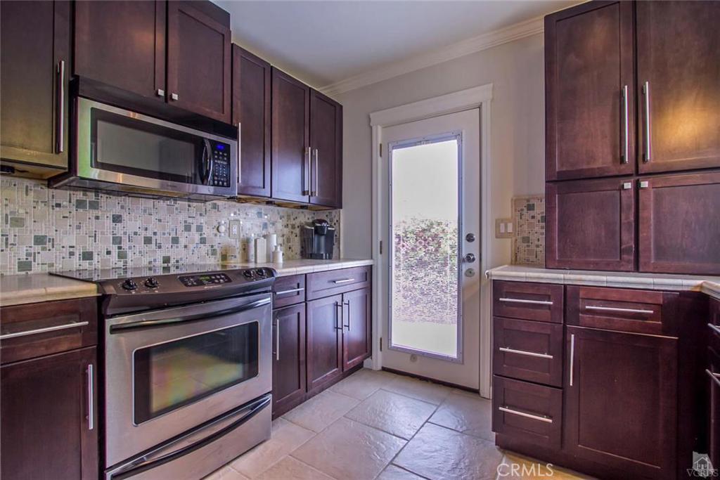 Dutch Haven-109 - 1000162 - Residential