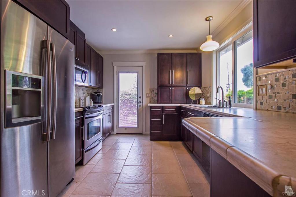 Dutch Haven-109 - 1000162 - Residential