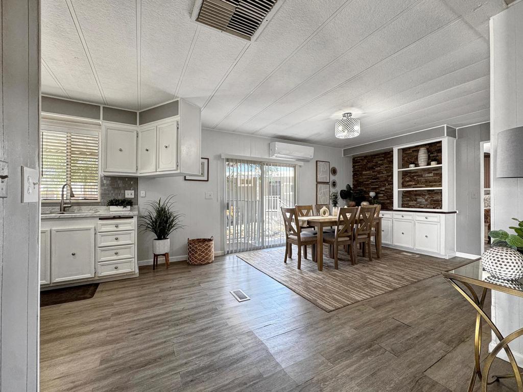 Not Applicable-1 - Manufactured In Park