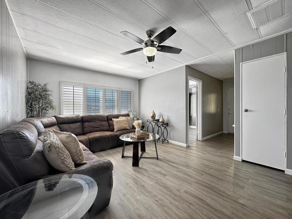 Not Applicable-1 - Manufactured In Park