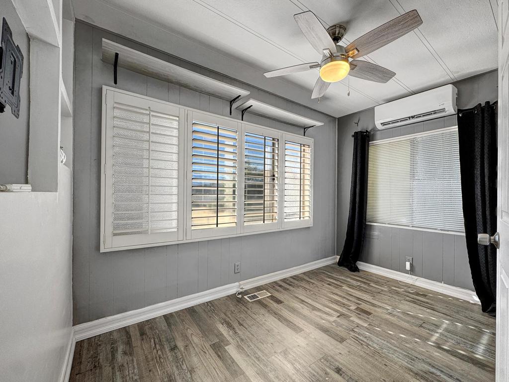 Not Applicable-1 - Manufactured In Park