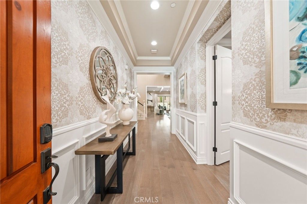 Photo of 46 Shadybend, Irvine, CA 92602 (MLS # OC26019116)