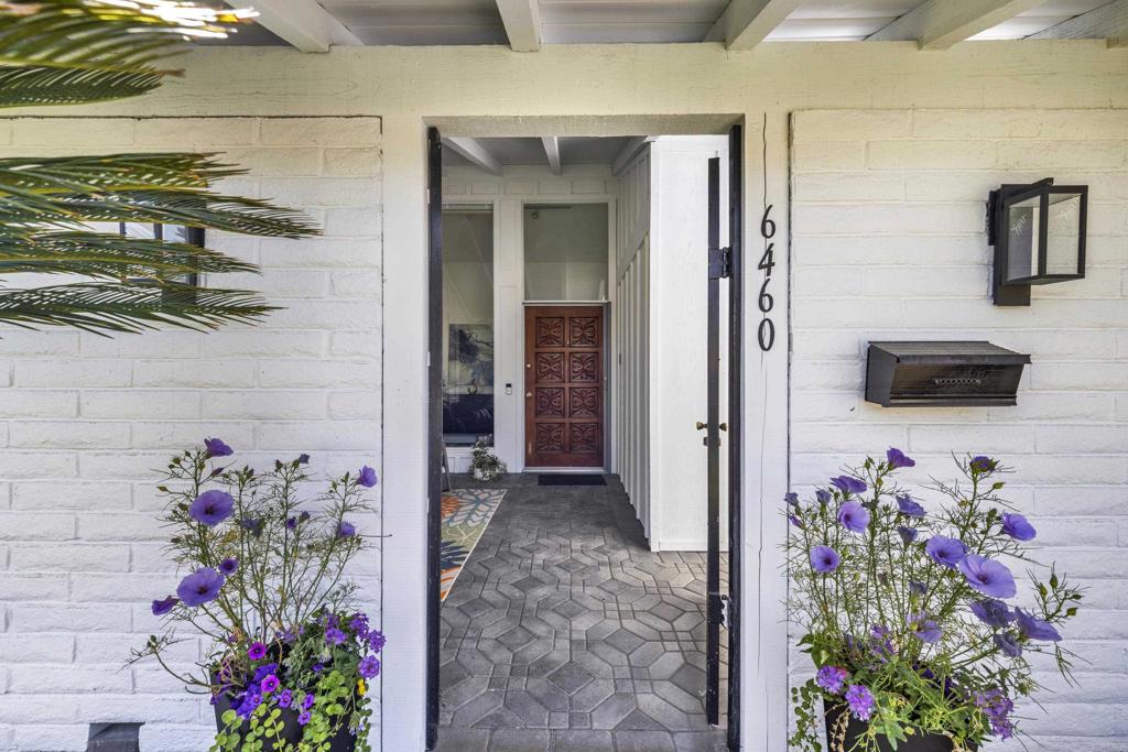 6460 Golfcrest Drive