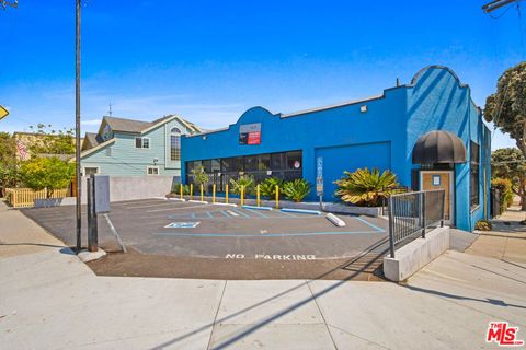 Photo of 2331 4th Street, Santa Monica, CA 90405 (MLS # 26835943)