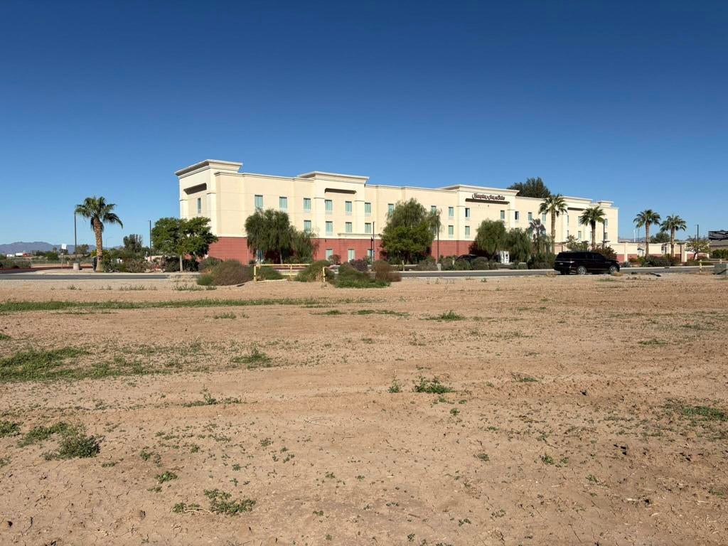 1.01 Acres E Donlon Street