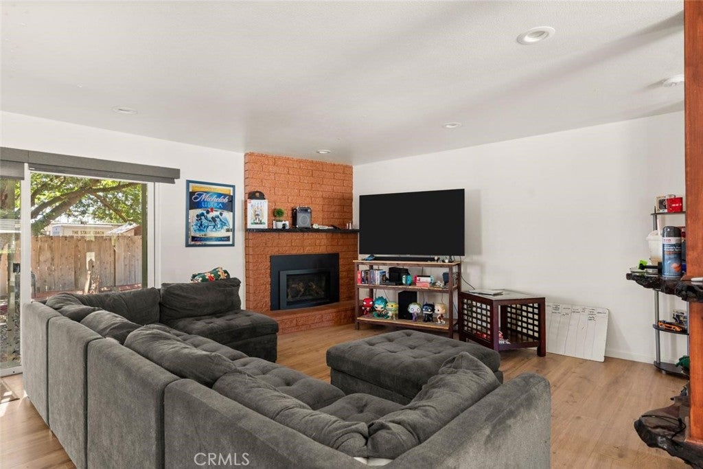 3524 Bridle