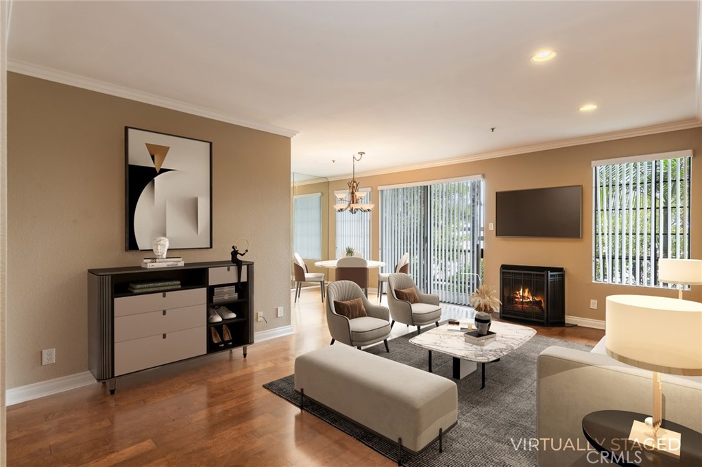 2559 Plaza Del Amo 201