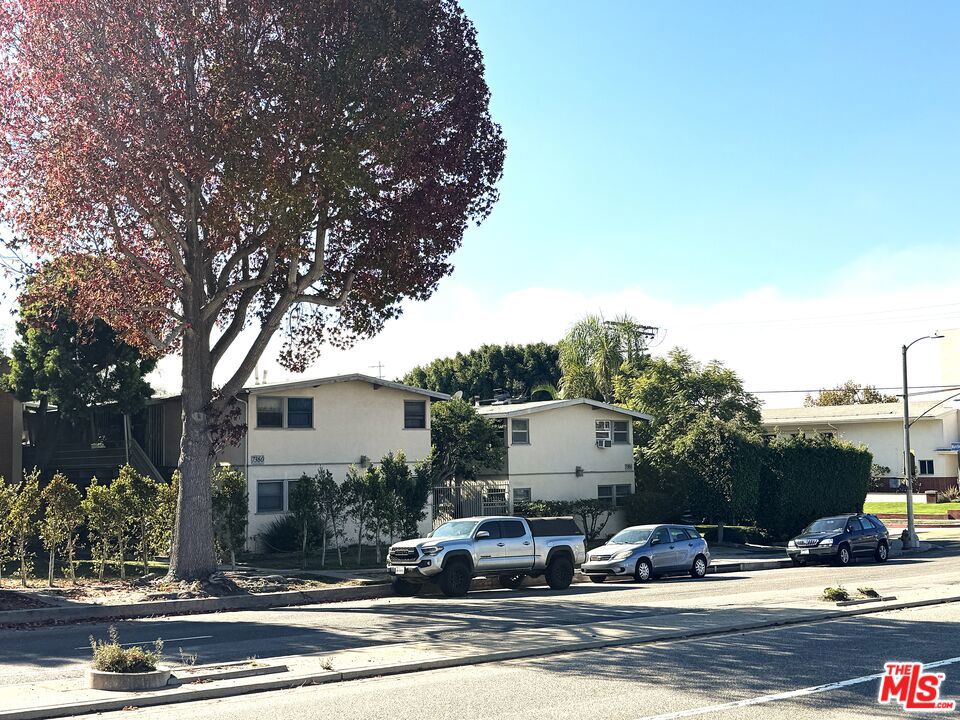 7360 W Manchester Avenue