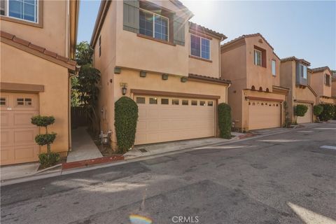 Photo of 13307 Frederick Way, Sylmar, CA 91342 (MLS # SR26094530)