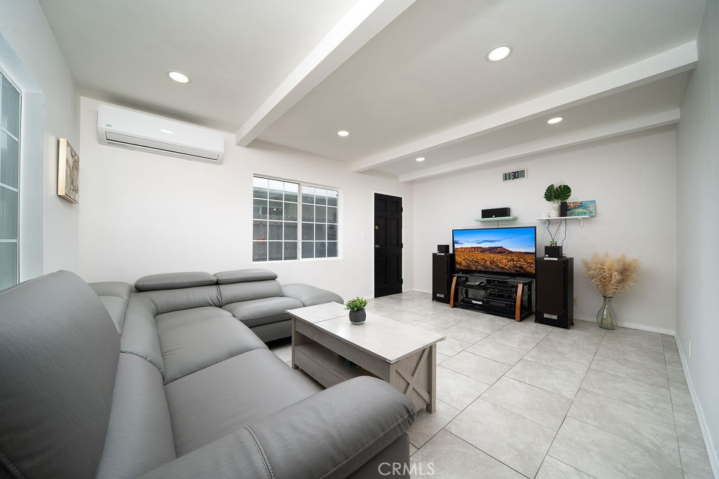 3603 W 144th Place