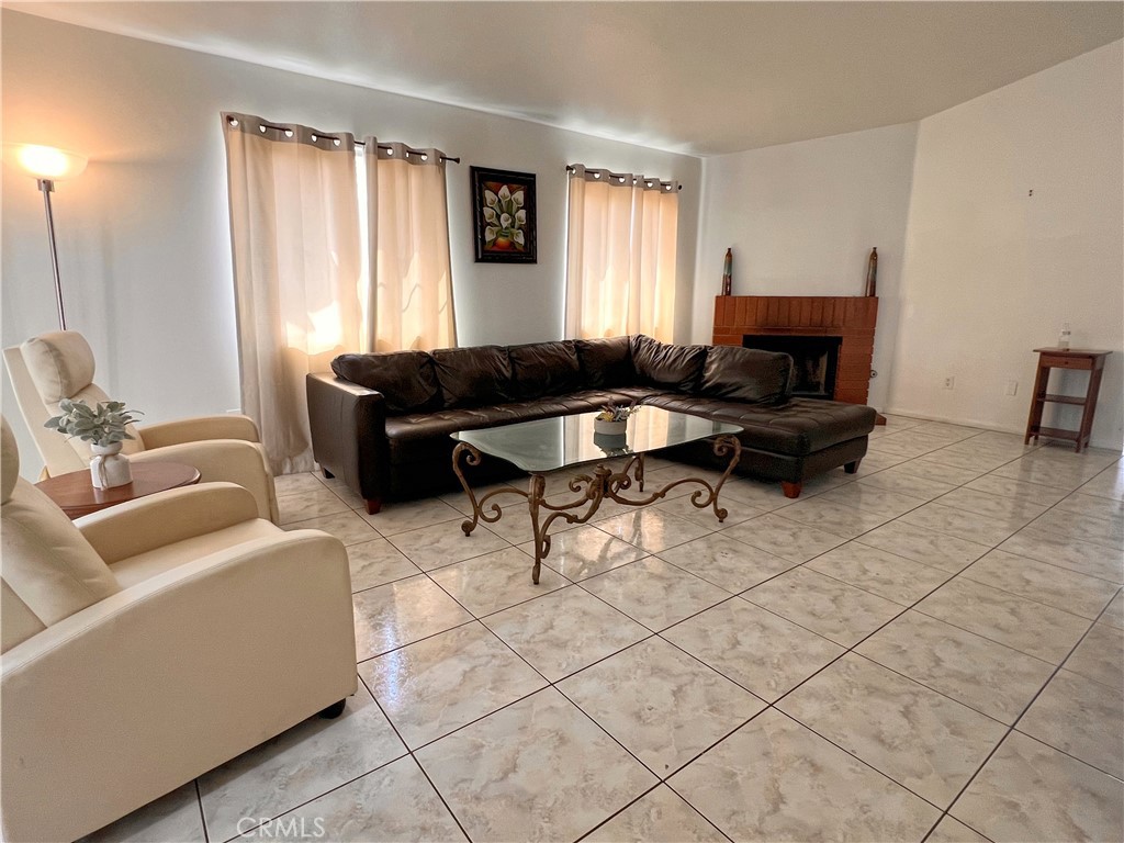 8340 Pampas
