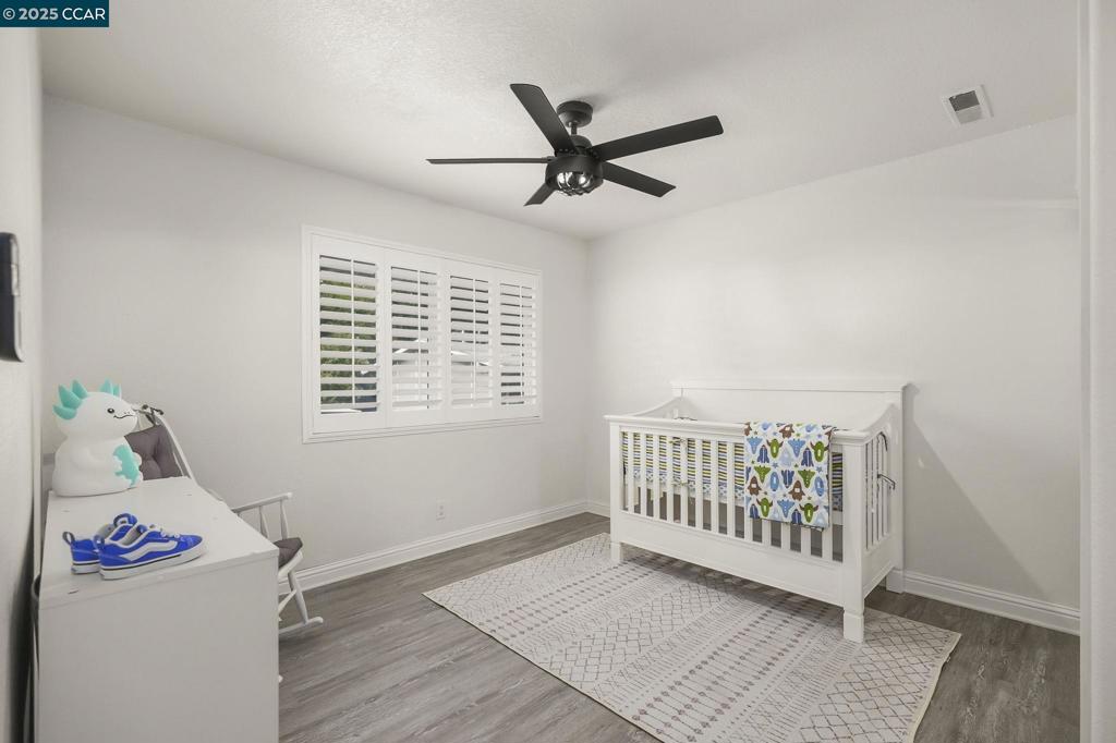 DANVILLE TOWNHMS - Residential
