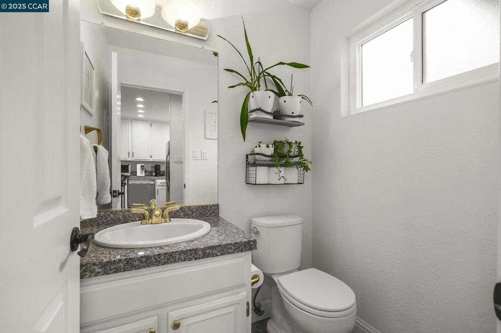 DANVILLE TOWNHMS - Residential