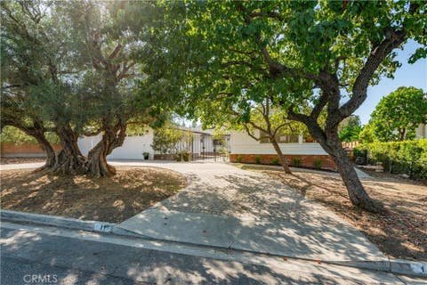 Photo of 11 Branding Iron LN, Palos Verdes Peninsula, CA 90274 (MLS # PV26174920)