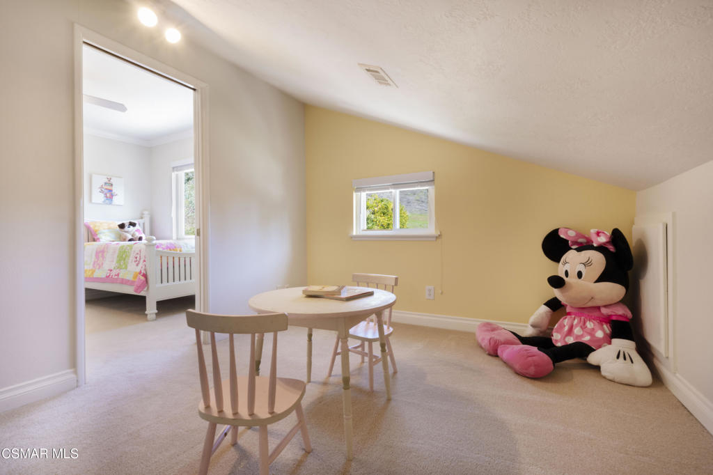 Chaparral Estates-873 - 873 - Residential