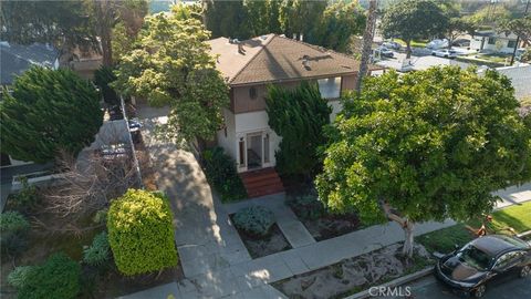 Photo of 7154 Ramsgate Ave, Los Angeles, CA 90045 (MLS # SR26043991)