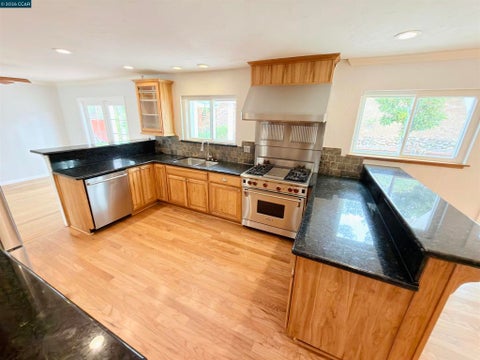 Tiny photo for 2899 Madeira Way WAY, Pleasant Hill, CA 94523 (MLS # 41142213)
