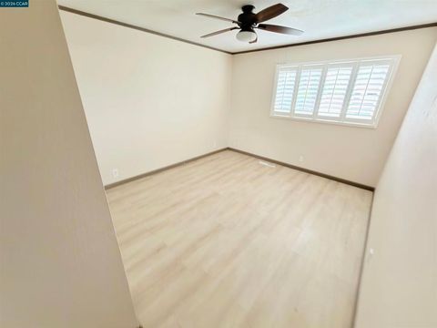 Tiny photo for 2899 Madeira Way WAY, Pleasant Hill, CA 94523 (MLS # 41142213)