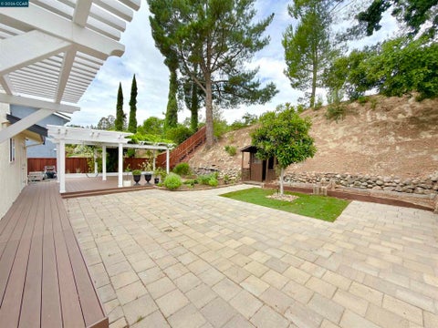 Tiny photo for 2899 Madeira Way WAY, Pleasant Hill, CA 94523 (MLS # 41142213)