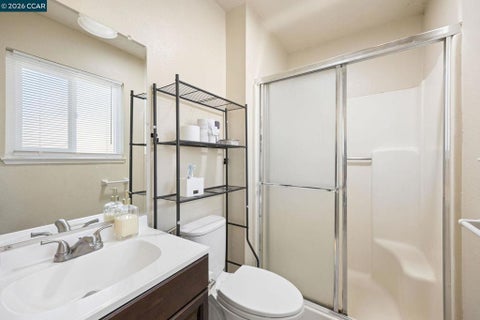 Tiny photo for 15102 Ryhiner Ln LN, Lathrop, CA 95330 (MLS # 41151601)