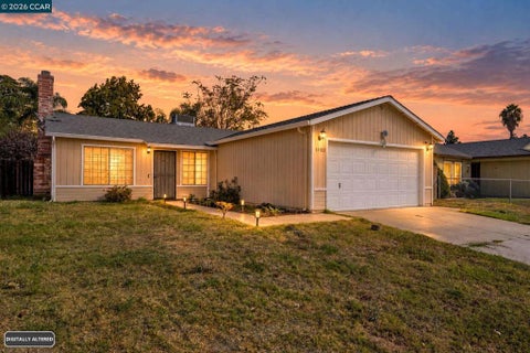 Photo of 15102 Ryhiner Ln LN, Lathrop, CA 95330 (MLS # 41151601)