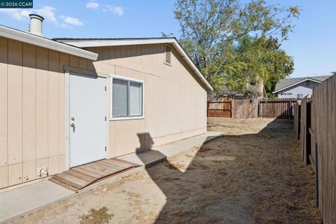 Tiny photo for 15102 Ryhiner Ln LN, Lathrop, CA 95330 (MLS # 41151601)