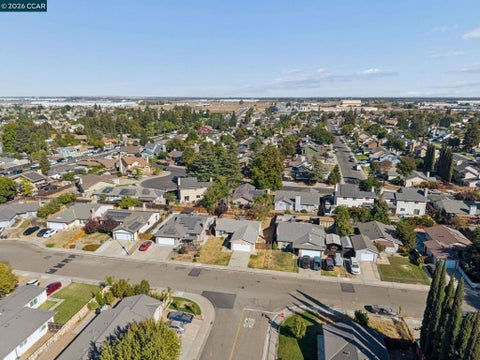 Tiny photo for 15102 Ryhiner Ln LN, Lathrop, CA 95330 (MLS # 41151601)