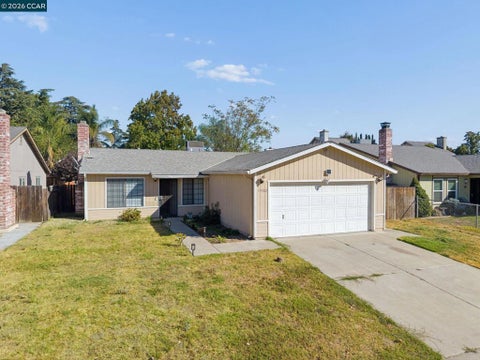 Tiny photo for 15102 Ryhiner Ln LN, Lathrop, CA 95330 (MLS # 41151601)