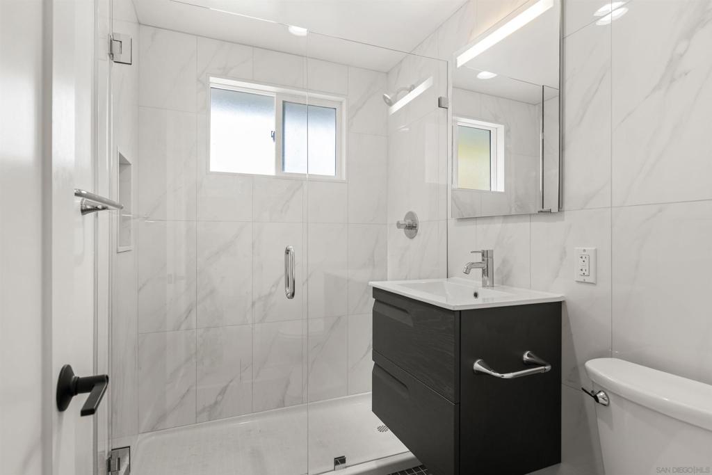 Pacific Beach - Residential Income