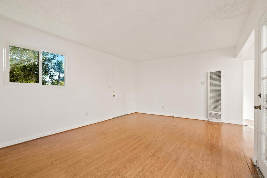 Pacific Beach - Residential Income