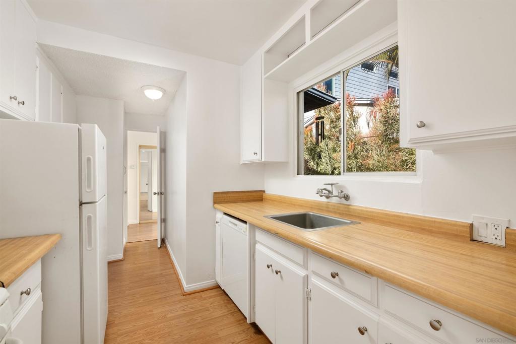 Pacific Beach - Residential Income