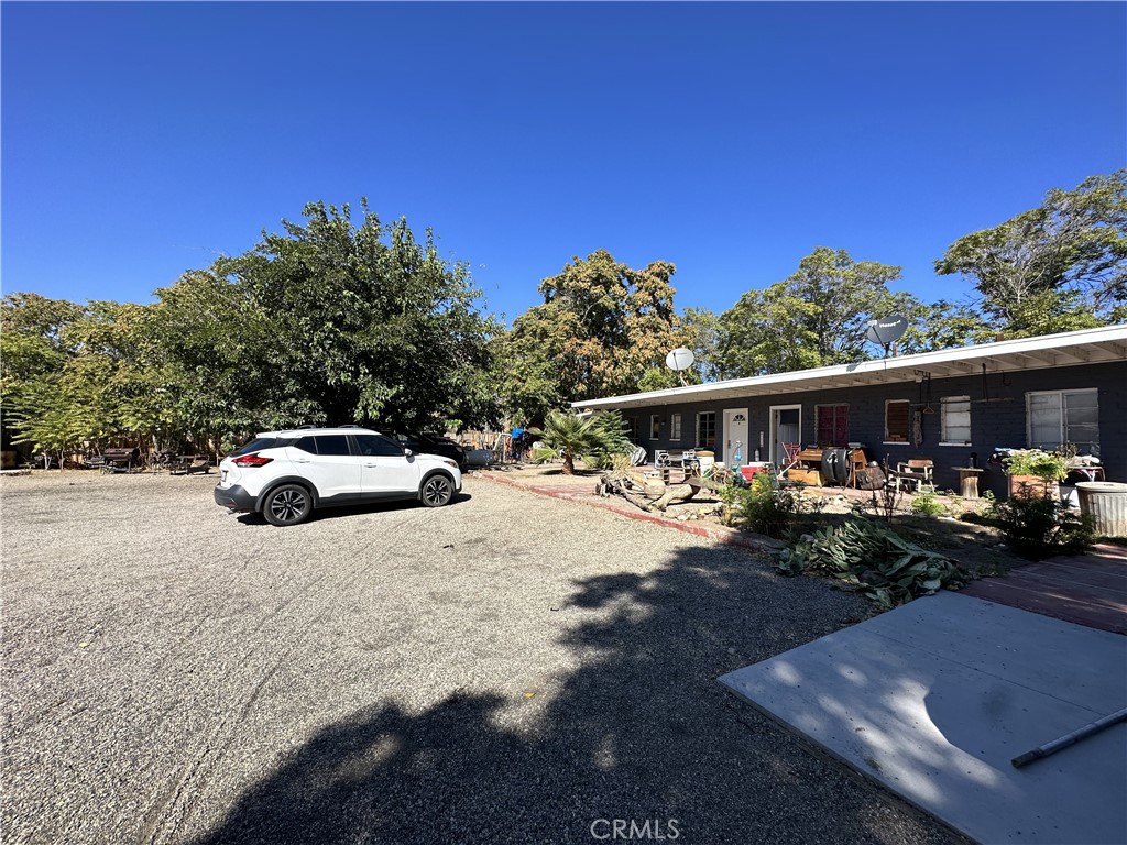 6-Unit Income Property in Prime Kernville Location! Excellent investment opportunity! This single-level 6-unit building sits on a large lot with brick walls for natural cooling, wall A/C units. There are 5 studio units and a 1 bed/1 bath unit. Surrounded by the breathe-taking nature and in the great location, near grocery stores, pubs, entertainment, and outdoor recreation- Alta Sierra Ski Area, KRS RV Resort, hiking, fishing, rafting, kayaking, and the Kern River all just minutes away, this property is perfect for vacation, mid-term or long-term rental, or a hotel/motel business. Your options are endless. Don't miss your chance to own this high-demand, low-maintenance property in beautiful Kernville.