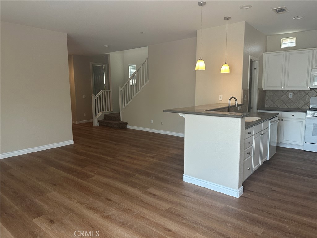 11224 Dewitt Drive