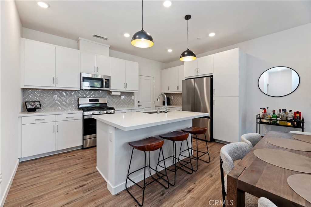 5680 Kate Way 5