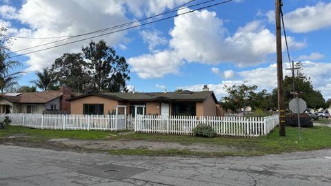 Photo of 271 Paul Avenue, Salinas, CA 93906 (MLS # ML82027965)