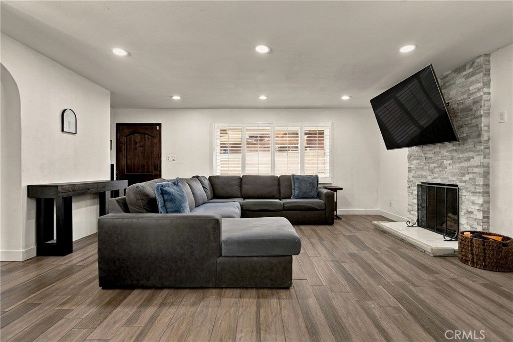 9716 Washington