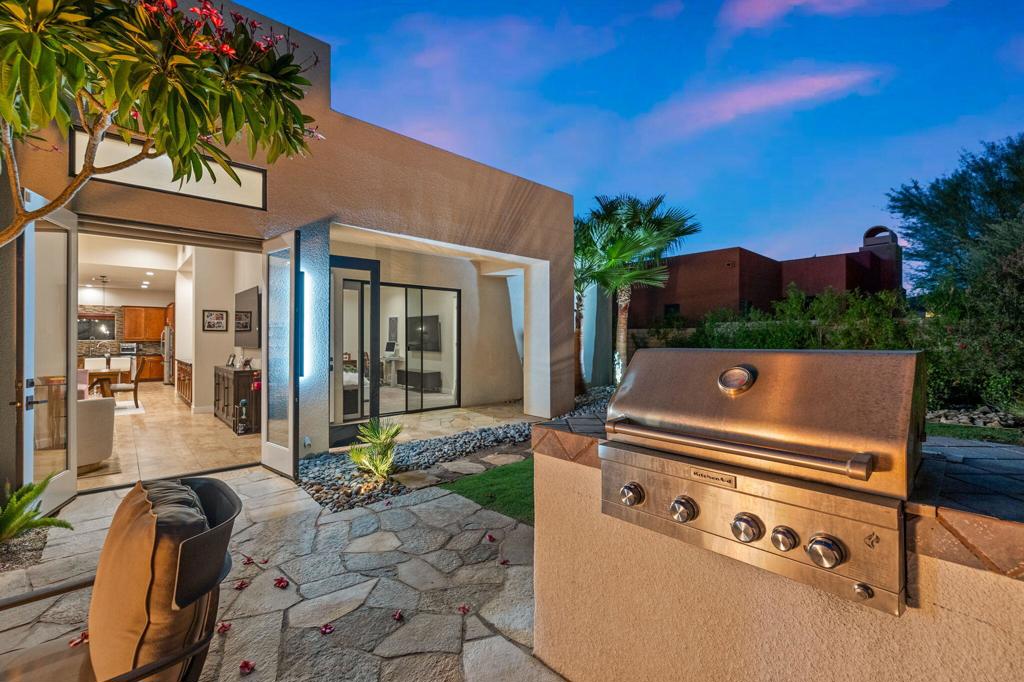 Pele Place - Residential
