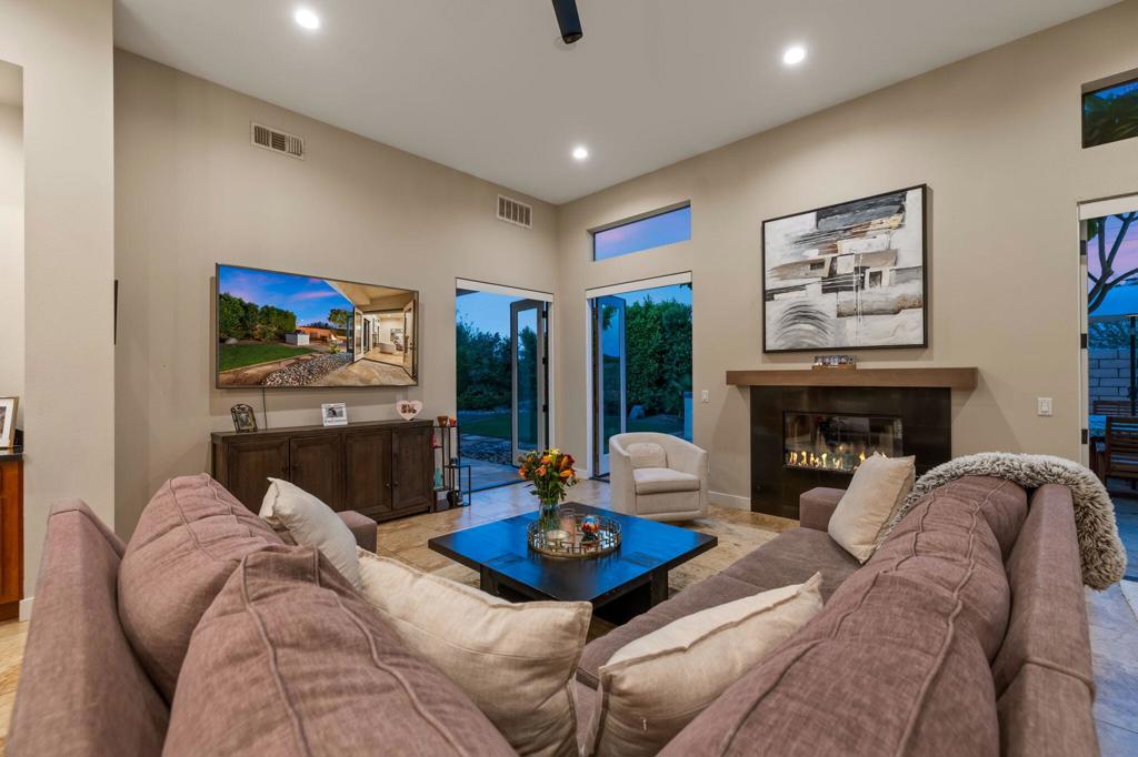 Pele Place - Residential