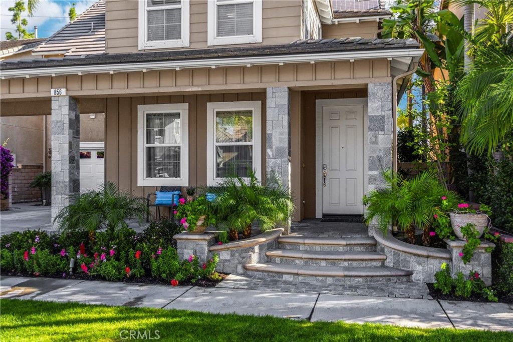 Photo of 856 Williams St, Brea, CA 92821 (MLS # PW26013378)