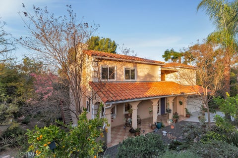 Photo of 23691 Aster Trail, Calabasas, CA 91302 (MLS # SR26147199)